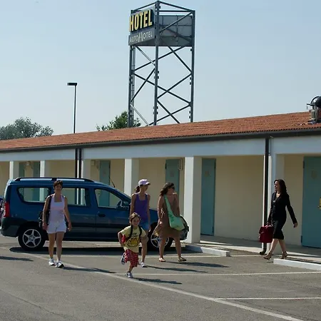 Autohotel 3*