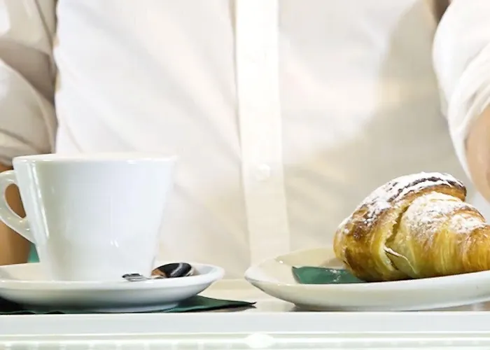 فندق Autohotel 3*