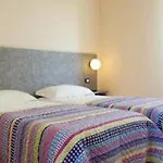 Autohotel Hotel 3*