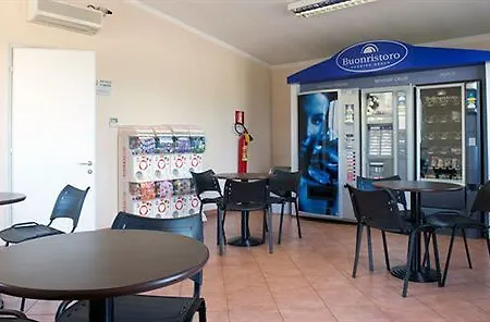Hotell Autohotel 3*
