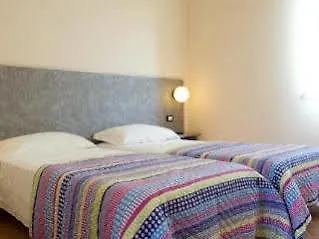 Autohotel מלון 3*