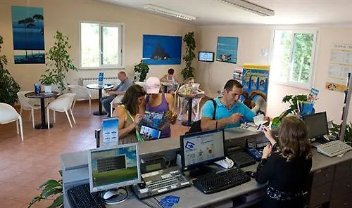 Szálloda Autohotel 3*